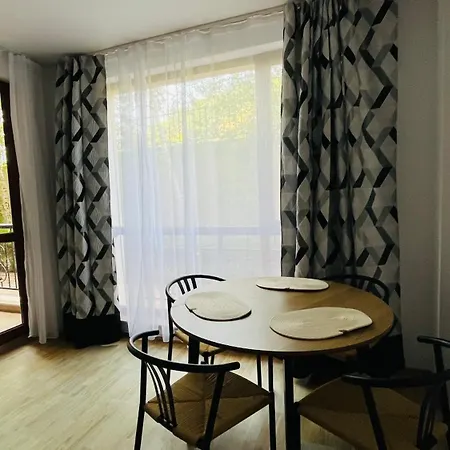 Astoria Ii 13 One Bedroom Parter Апартаменты Елените