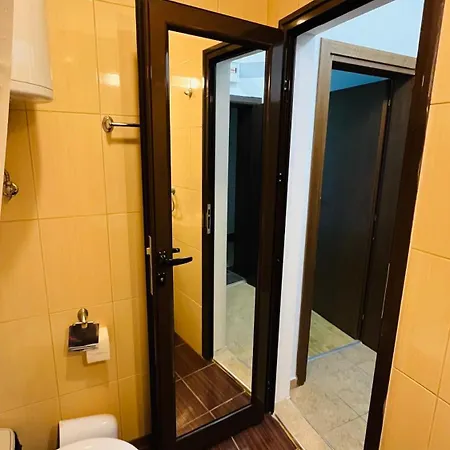 Astoria Ii 13 One Bedroom Parter Апартаменты