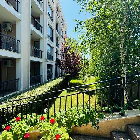 Astoria Ii 13 One Bedroom Parter Апартаменты *